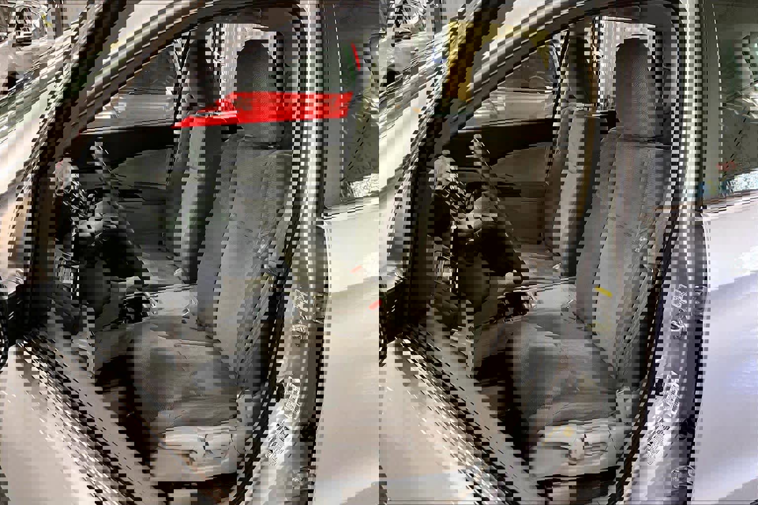 Used 2014 Honda CR-V LX image 8