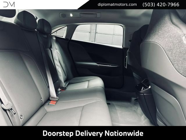 Used 2025 Lucid Air Pure RWD image 21