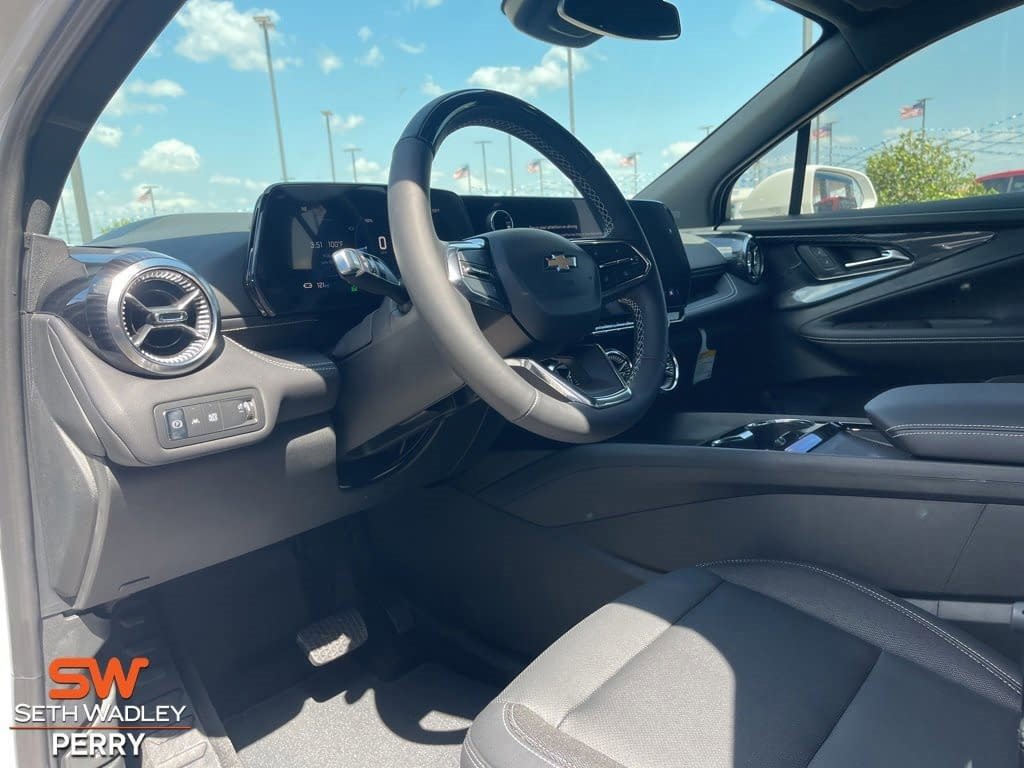 New 2025 Chevrolet Blazer EV LT w/ Super Cruise Package image 10