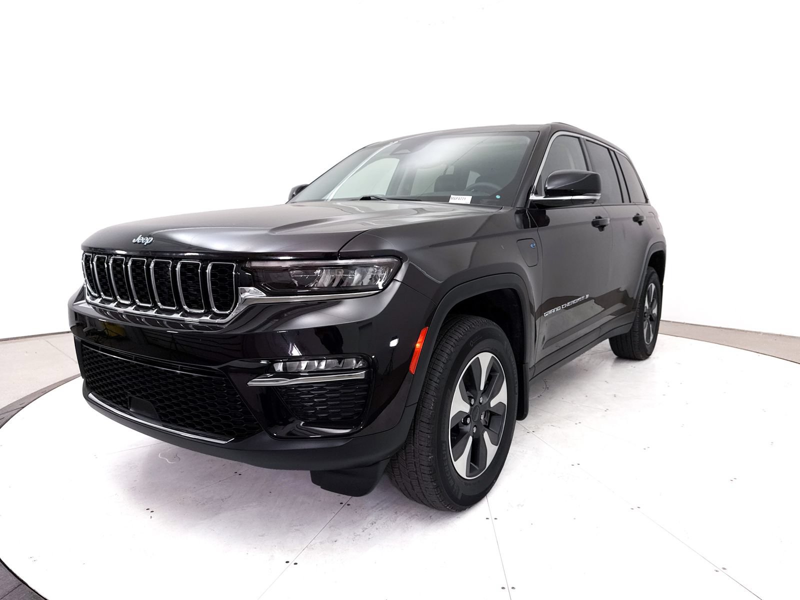 Used 2022 Jeep Grand Cherokee Limited 4xe w/ MOPAR Finishing Package AWD/4WD image 17