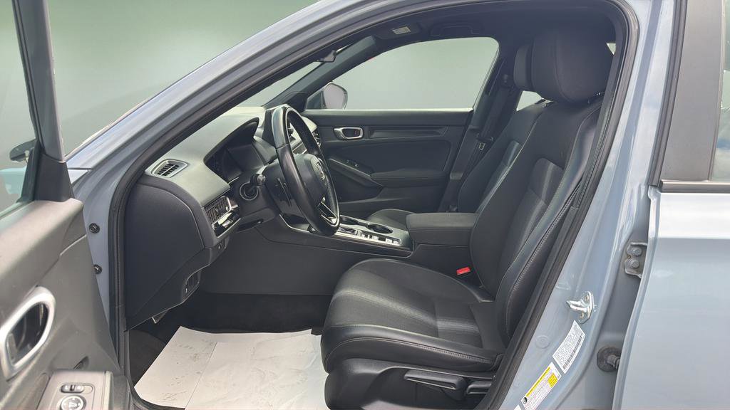 Used 2023 Honda Civic Sport image 11