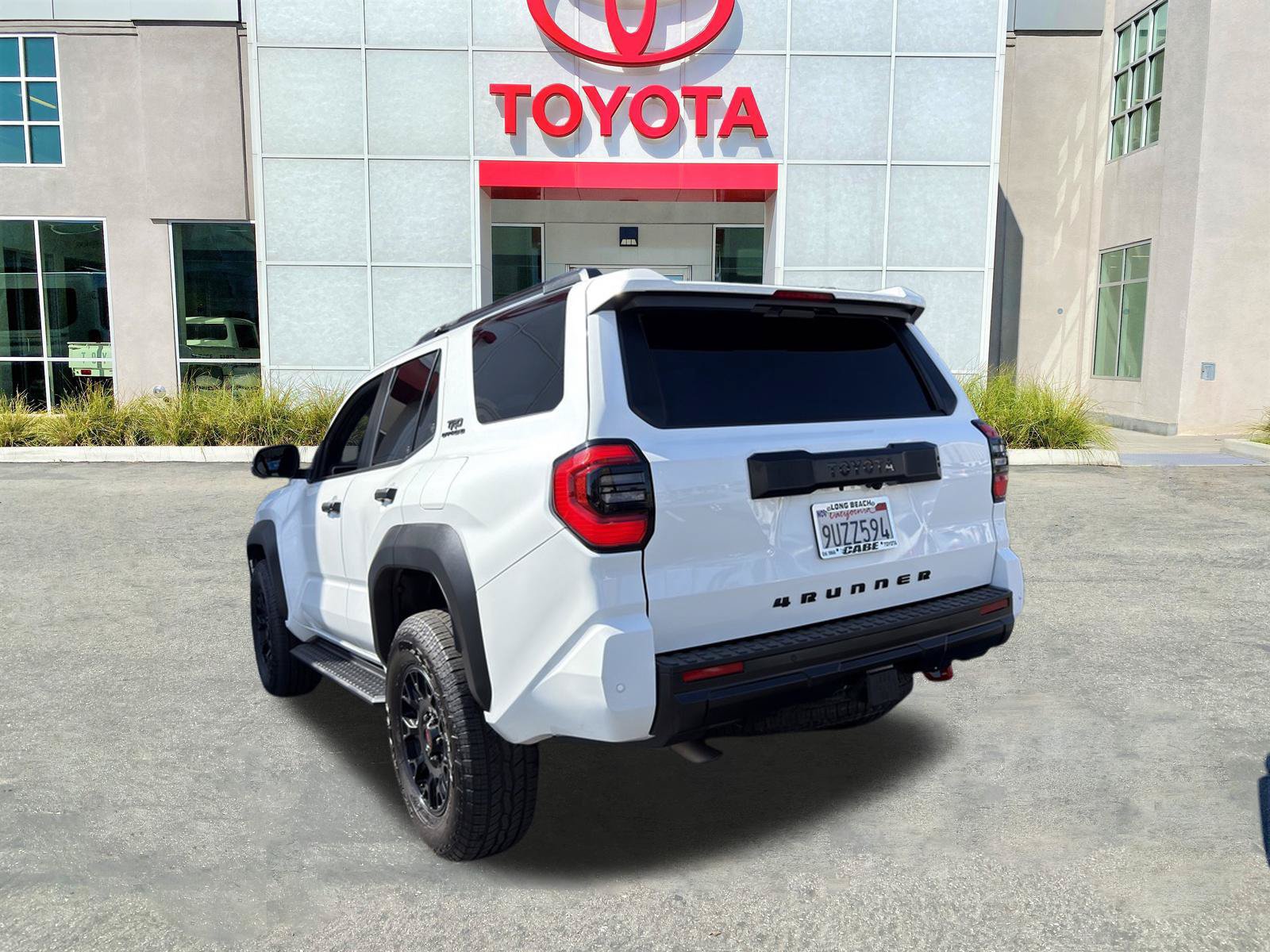Used 2025 Toyota 4Runner TRD Off-Road Premium AWD/4WD image 9