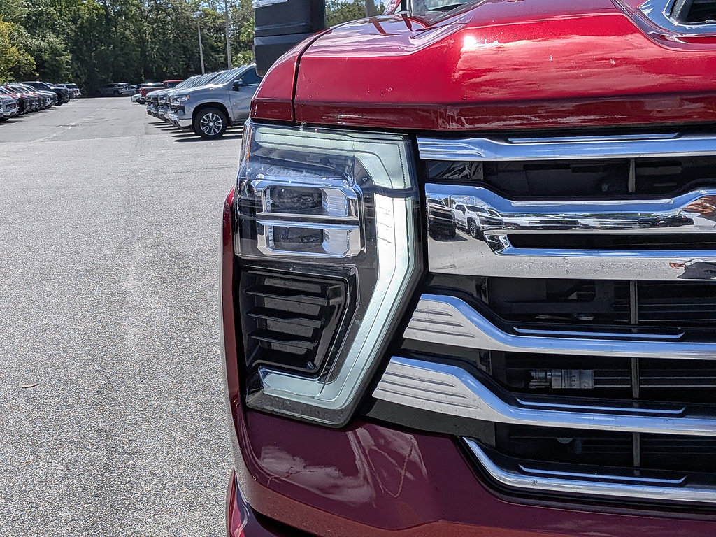 Certified 2026 Chevrolet Silverado 2500 High Country w/ Technology Package AWD/4WD image 9