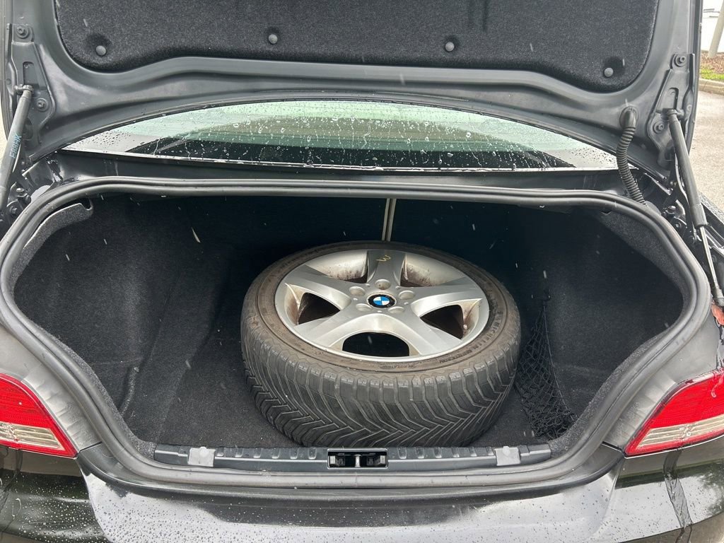 Used 2011 BMW 128i Coupe w/ Premium Pkg RWD image 39