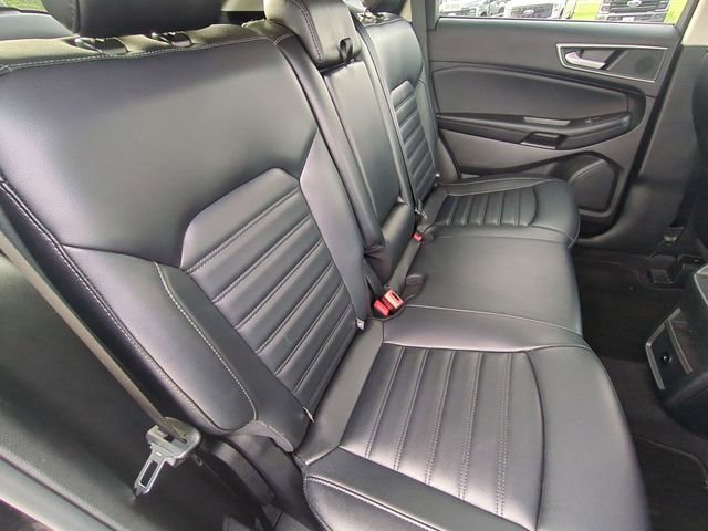 Used 2024 Ford Edge SEL image 35