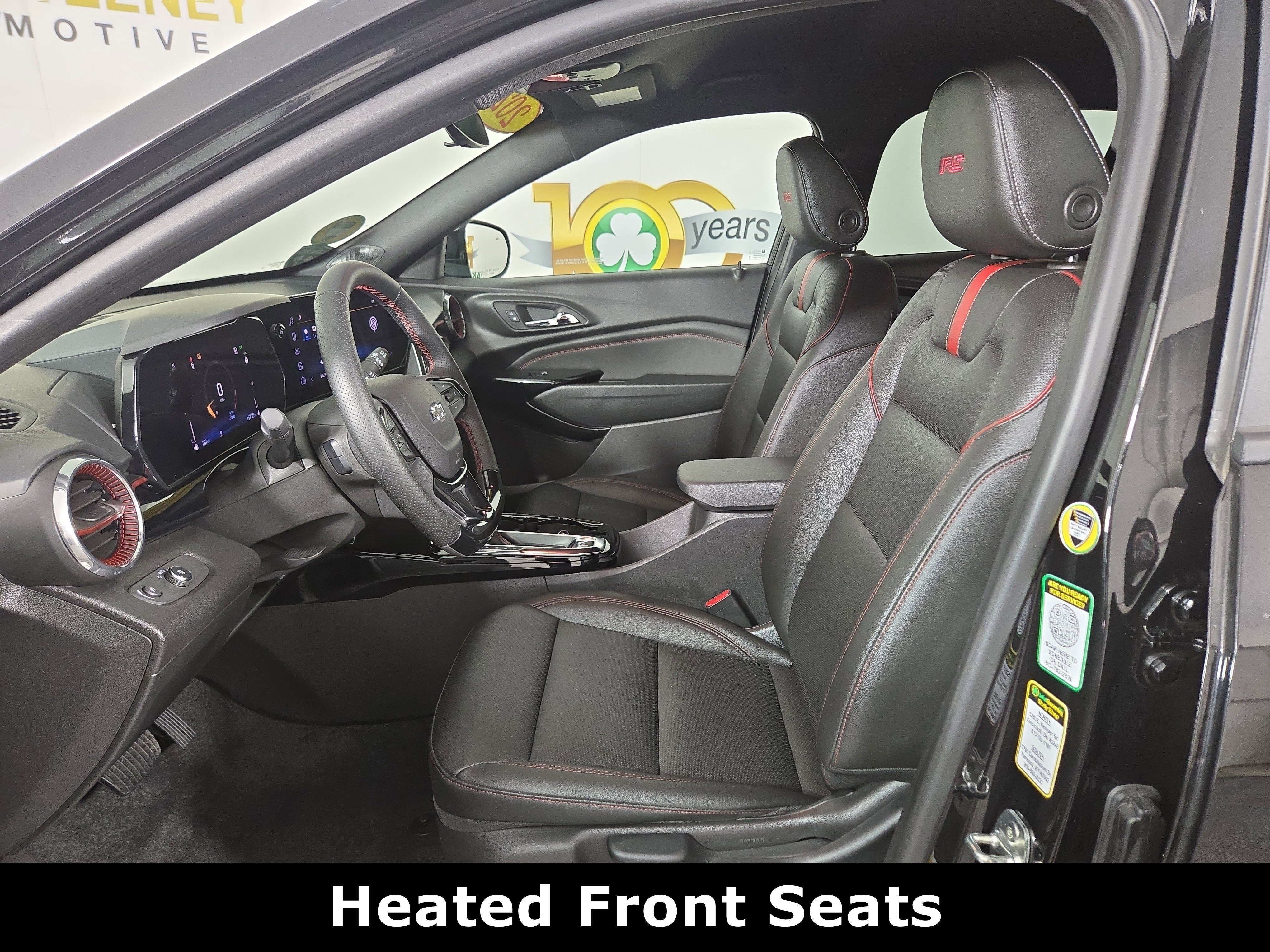 Certified 2025 Chevrolet Trax RS image 11