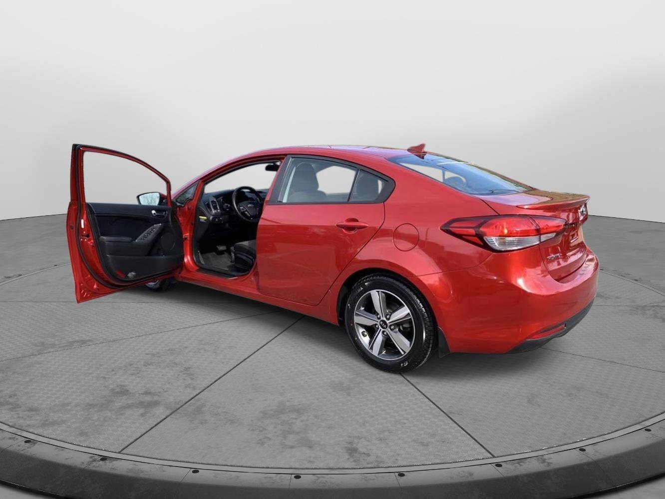 Used 2018 Kia Forte S FWD image 10