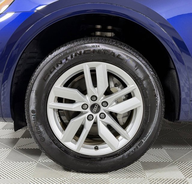 Certified 2023 Audi Q5 2.0T Premium w/ Convenience Package image 9