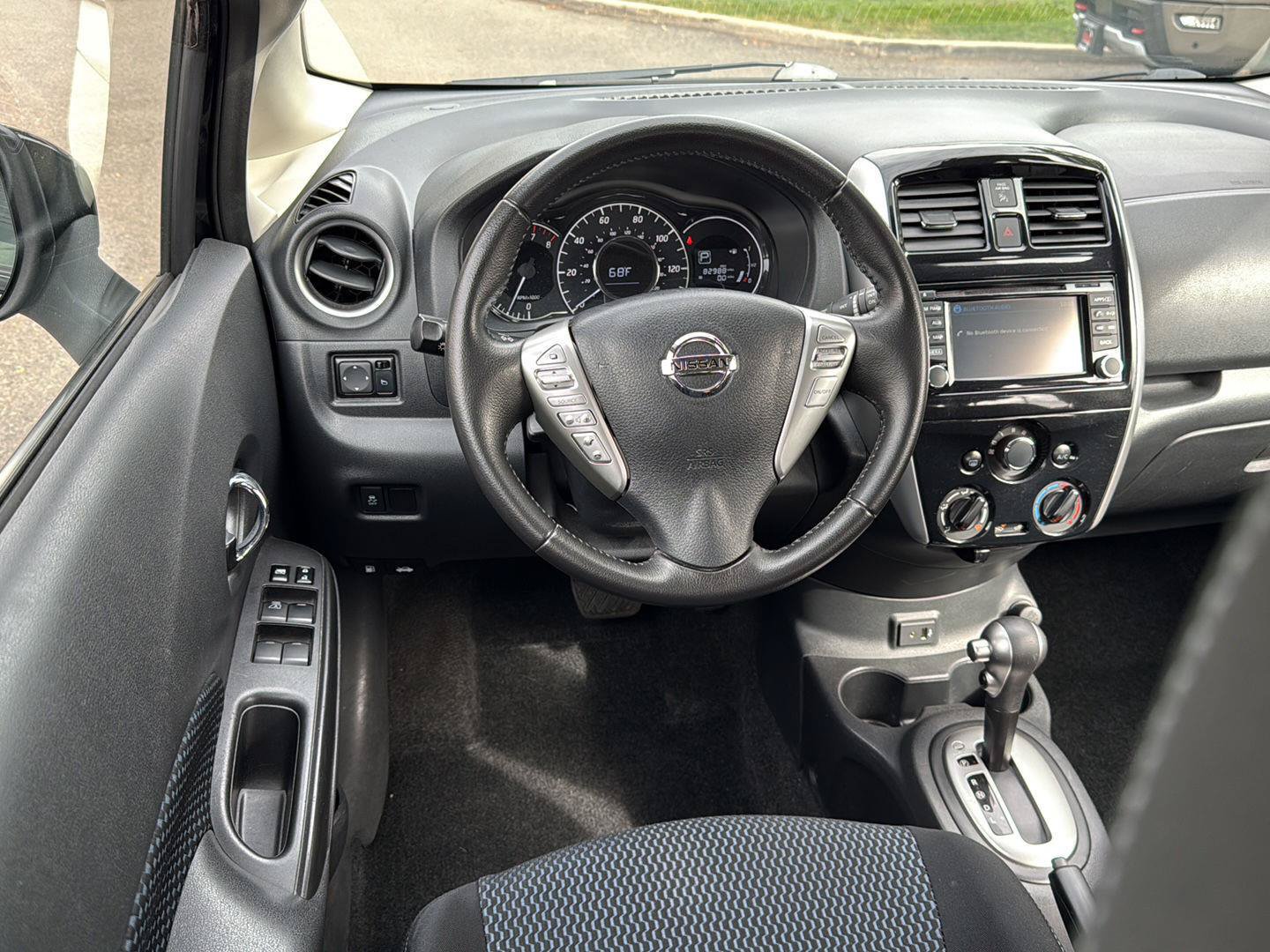 Used 2017 Nissan Versa Note FWD image 10