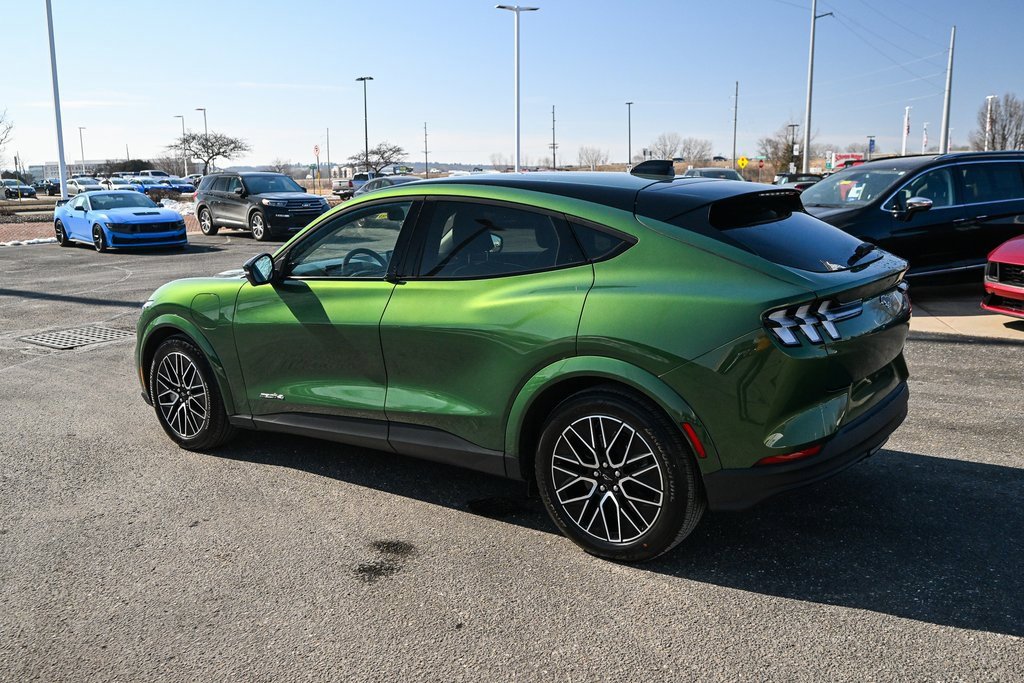 Used 2025 Ford Mustang Mach-E Premium image 7