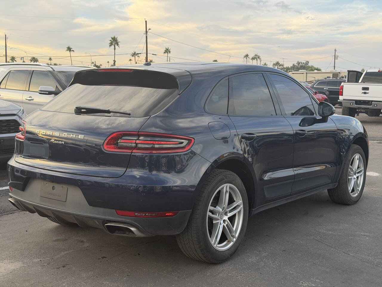 Used 2017 Porsche Macan image 11