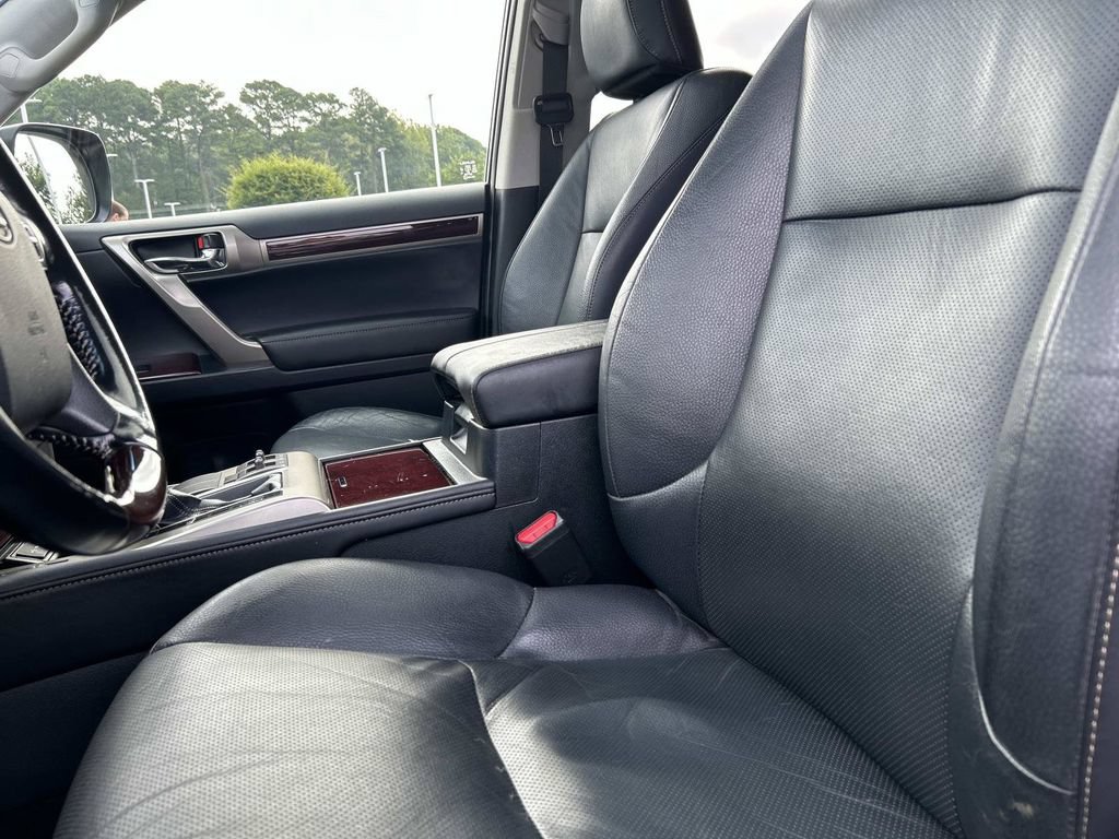 Used 2018 Lexus GX 460 Premium w/ Premium Package AWD/4WD image 24