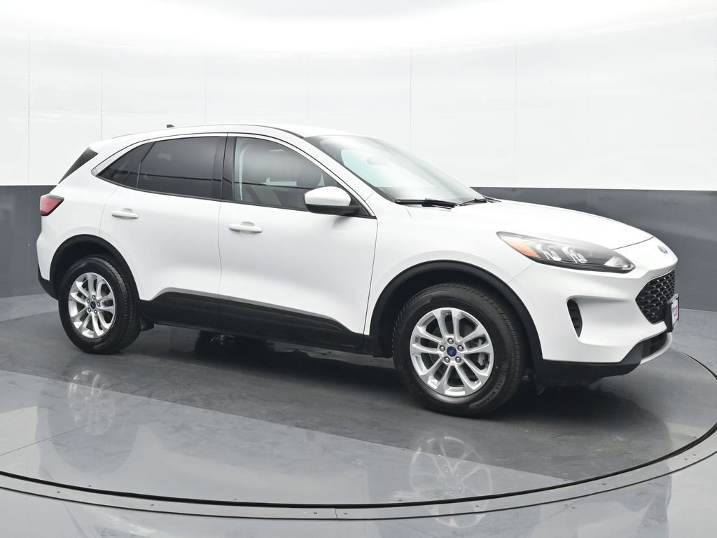 Used 2021 Ford Escape SE w/ Cold Weather Package image 8