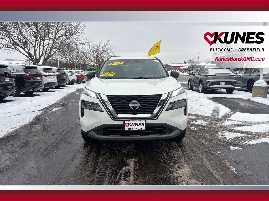 Used 2023 Nissan Rogue S image 12