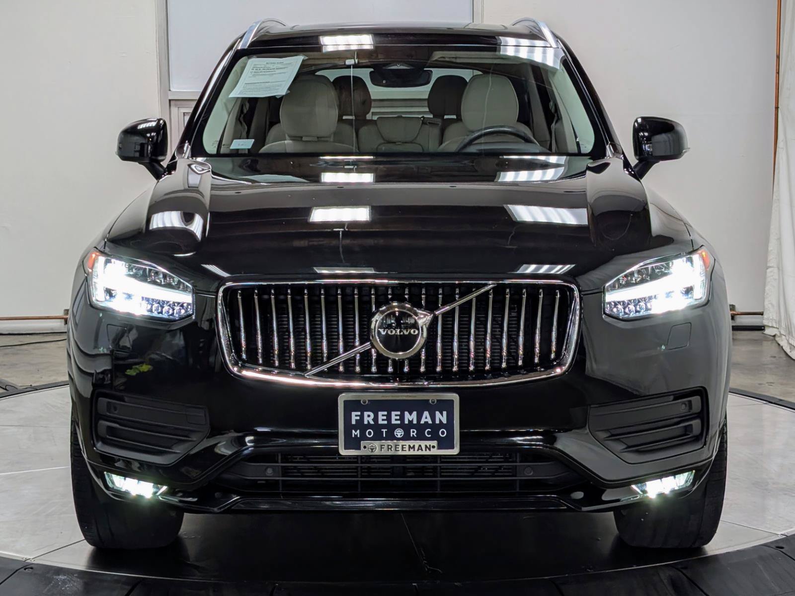 Used 2023 Volvo XC90 B5 Core w/ Protection Package Premier AWD/4WD image 3