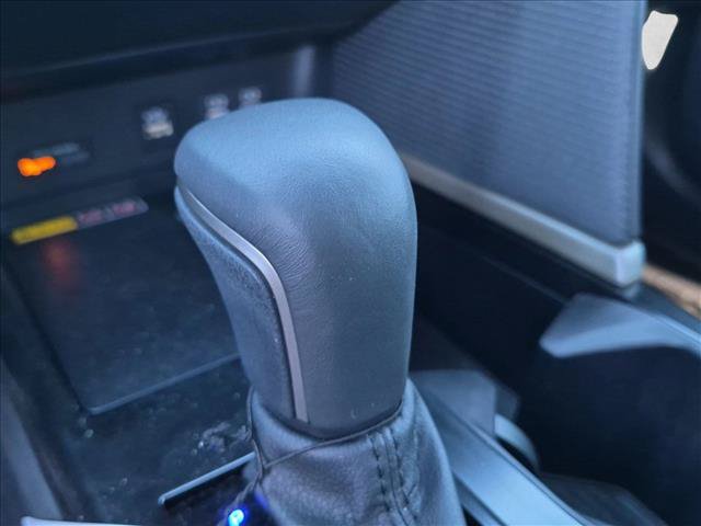 Used 2026 Toyota Camry SE FWD image 7
