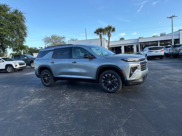 New 2026 Chevrolet Traverse LT w/ Sun and Wheel Package FWD image 17