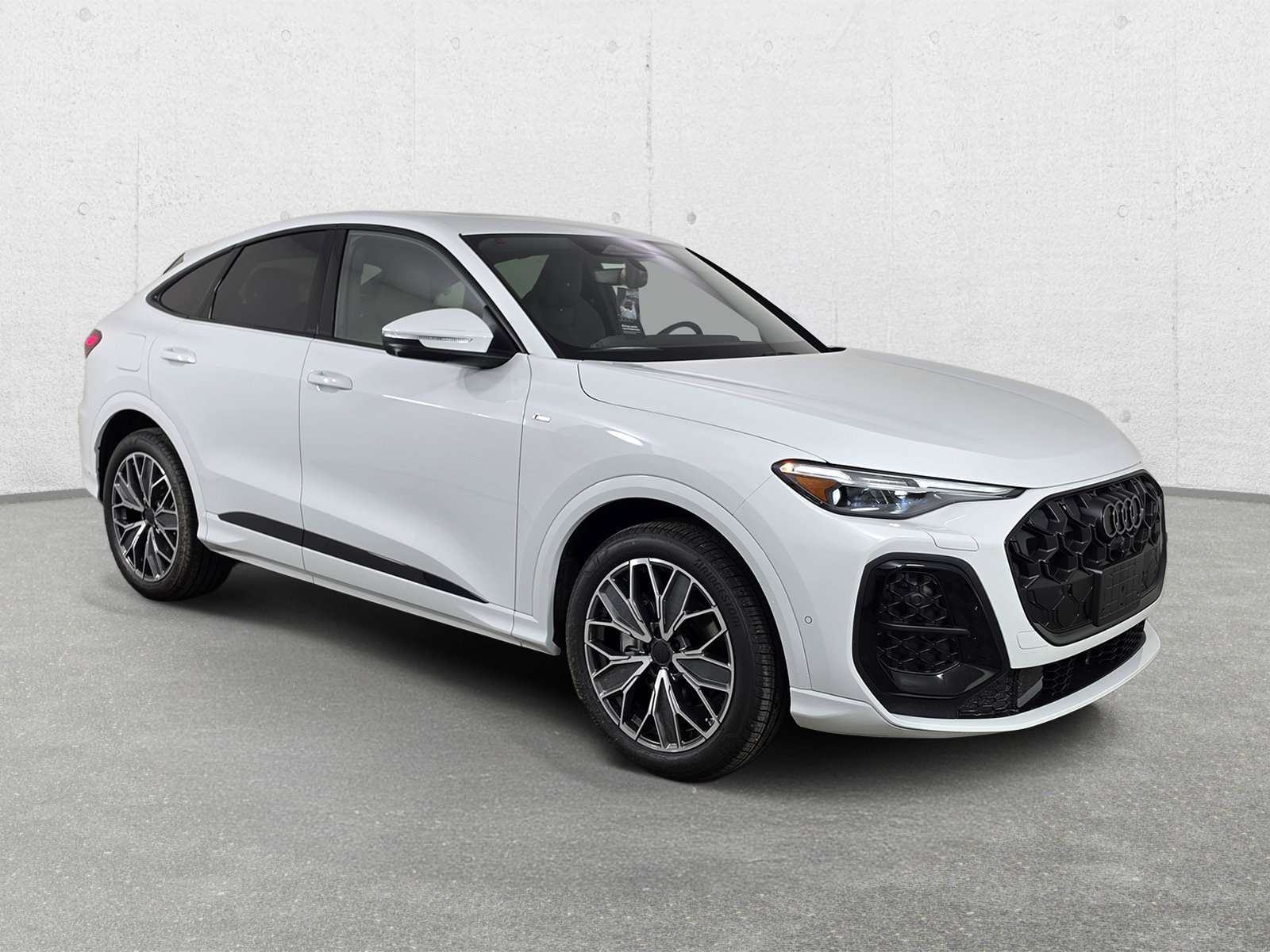 New 2026 Audi Q5 Prestige AWD/4WD 360° Tour