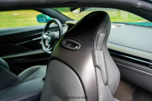 Used 2025 Aston Martin DB12 Coupe RWD image 49
