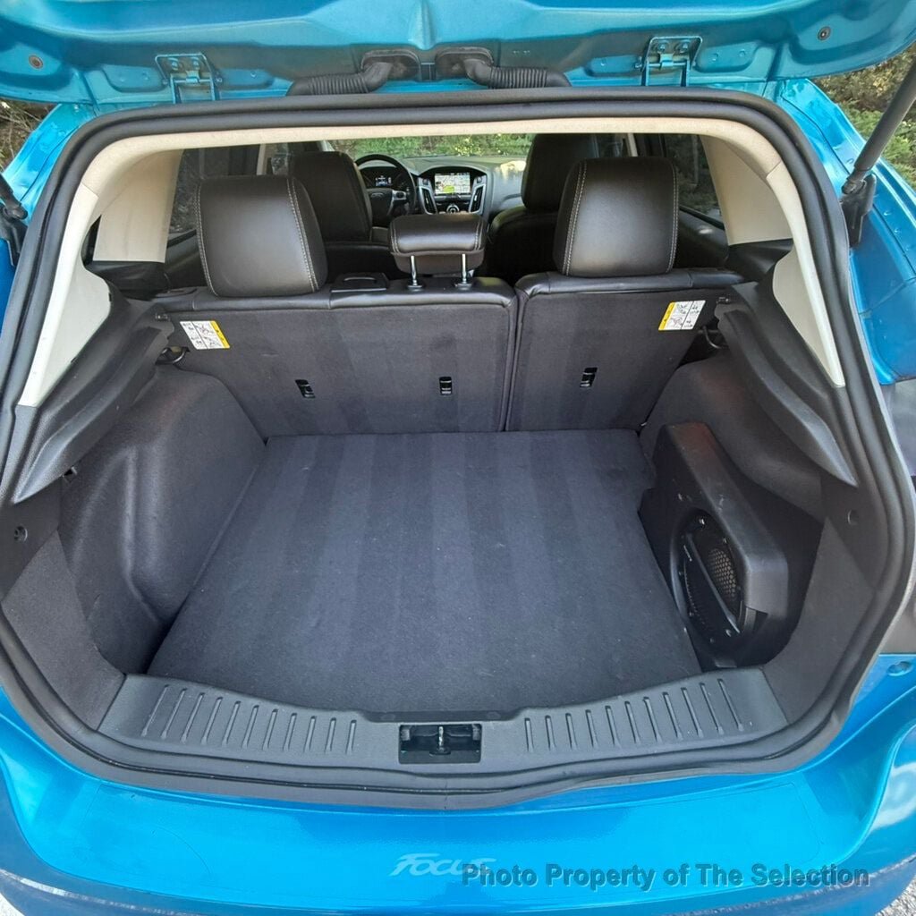 Used 2012 Ford Focus Titanium FWD image 38