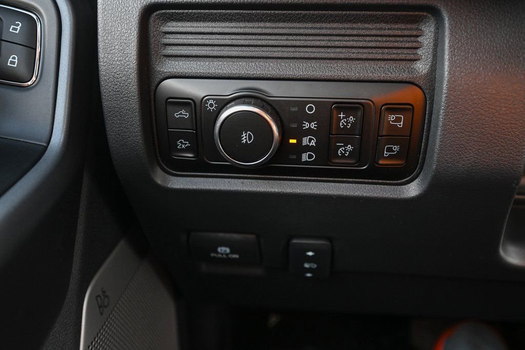 New 2025 Ford F250 Lariat w/ Lariat Ultimate Package image 36