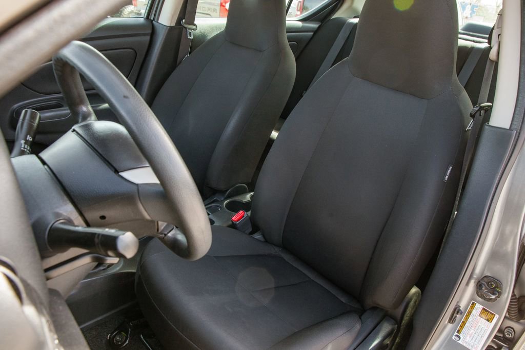 Used 2017 Nissan Versa S FWD image 14