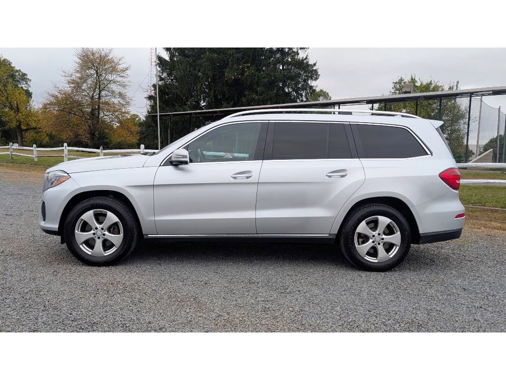 Used 2017 Mercedes-Benz GLS 450 4MATIC image 4