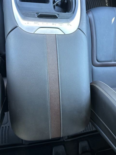 Used 2025 Nissan Armada SL AWD/4WD image 40