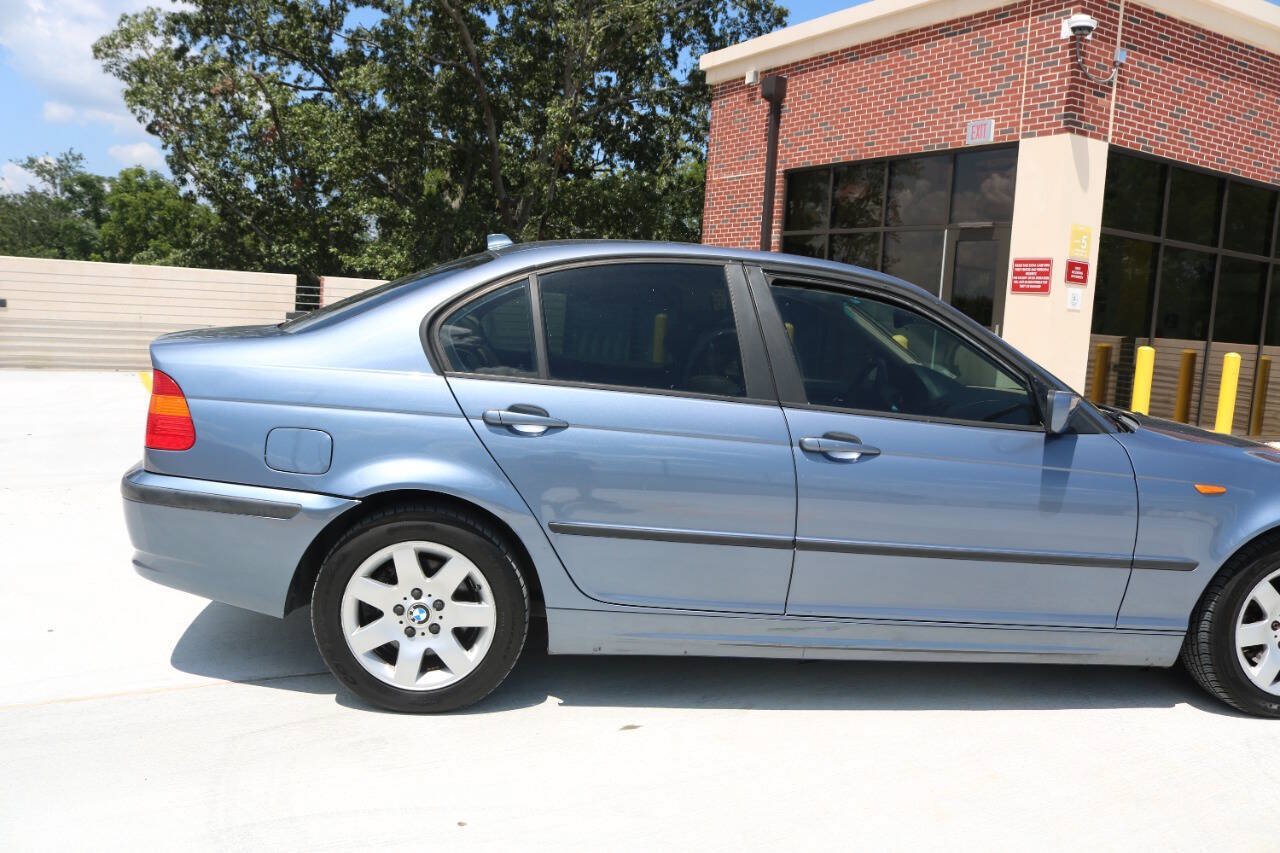 Used 2004 BMW 325xi Sedan AWD/4WD image 71