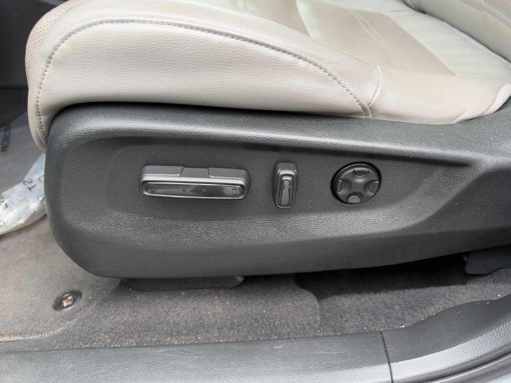 Used 2017 Honda CR-V EX-L image 23