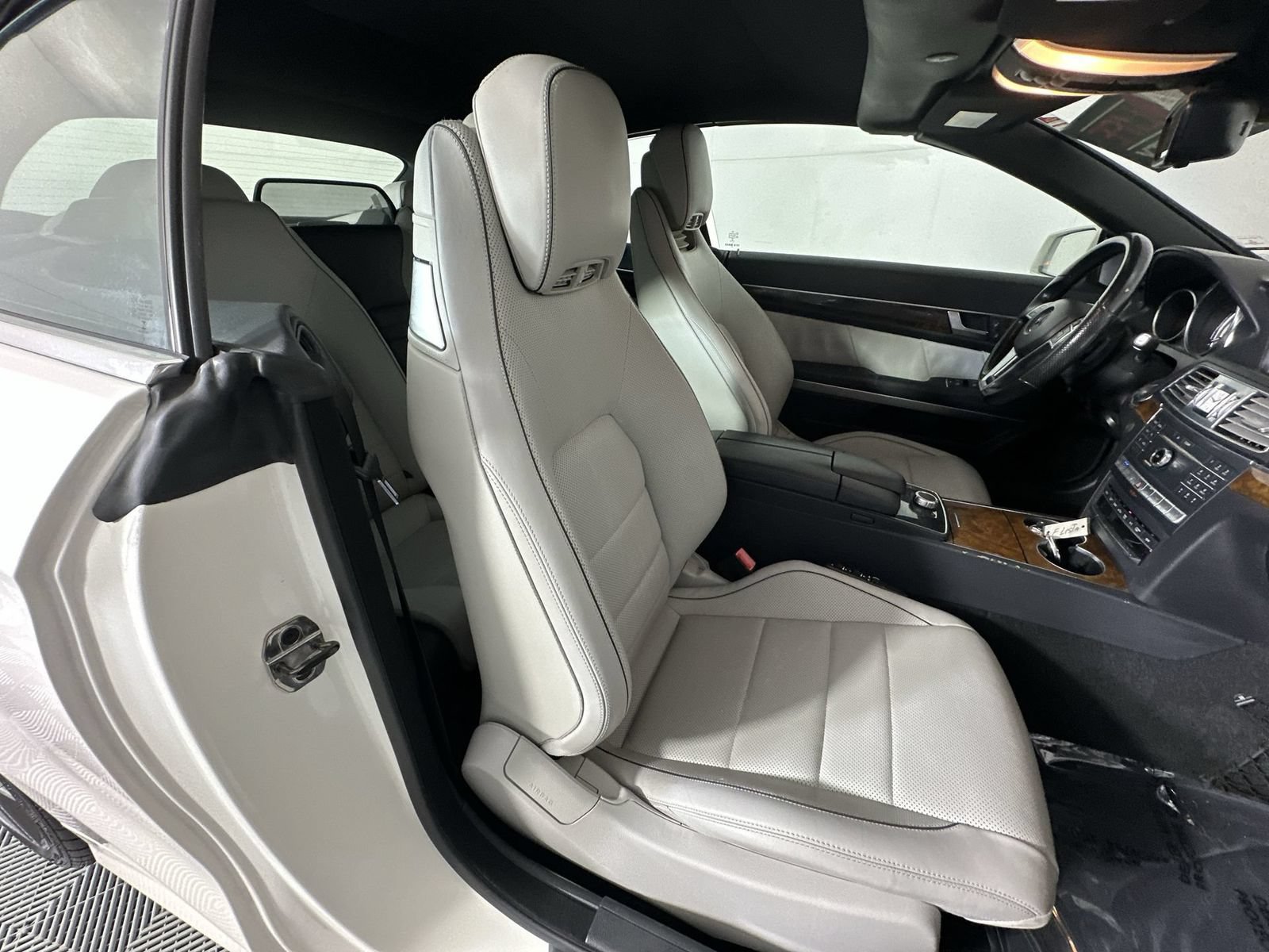 Used 2017 Mercedes-Benz E 400 Cabriolet w/ Premium 2 Package image 25