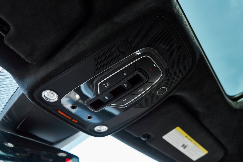 Used 2023 Lamborghini Urus S image 92