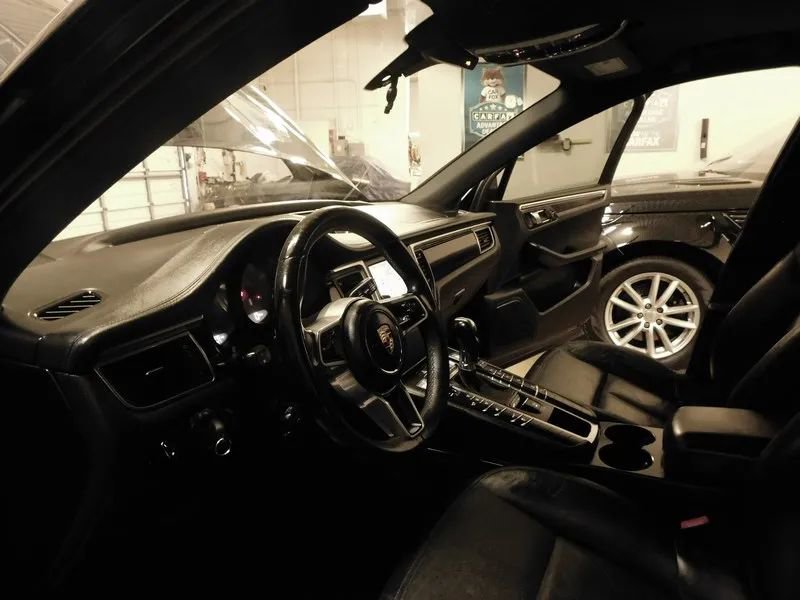 Used 2015 Porsche Macan S AWD/4WD image 35