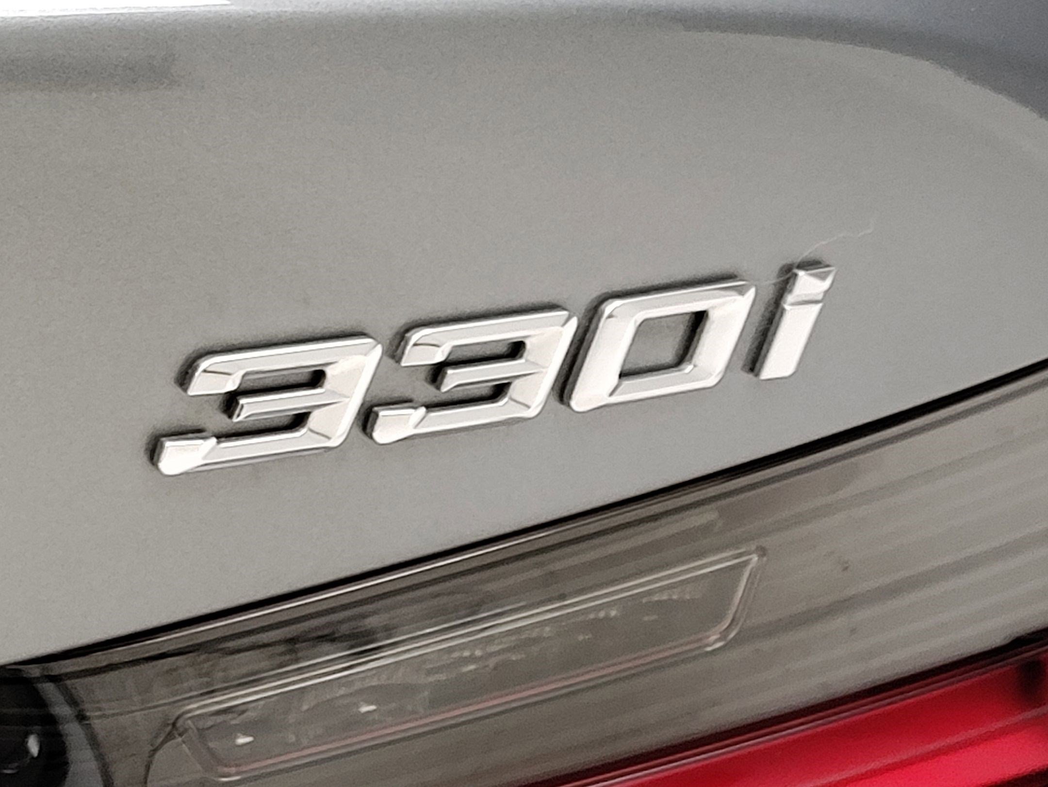 Certified 2023 BMW 330i Sedan w/ M Sport Package image 10