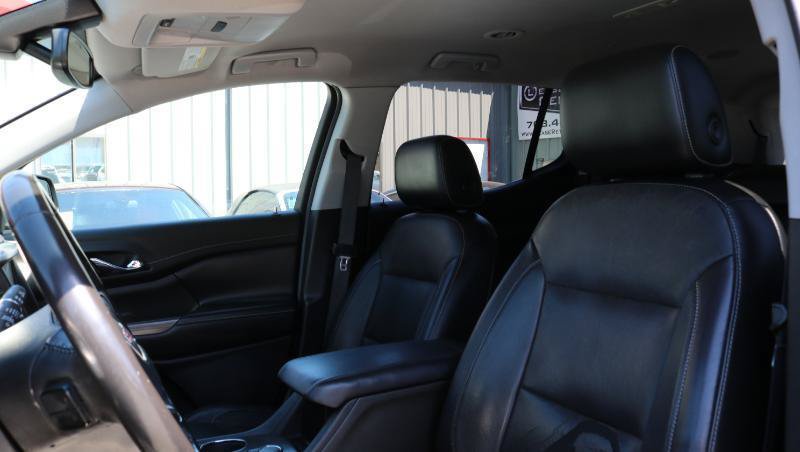 Used 2019 GMC Acadia SLT w/ LPO, Cargo Package FWD image 9