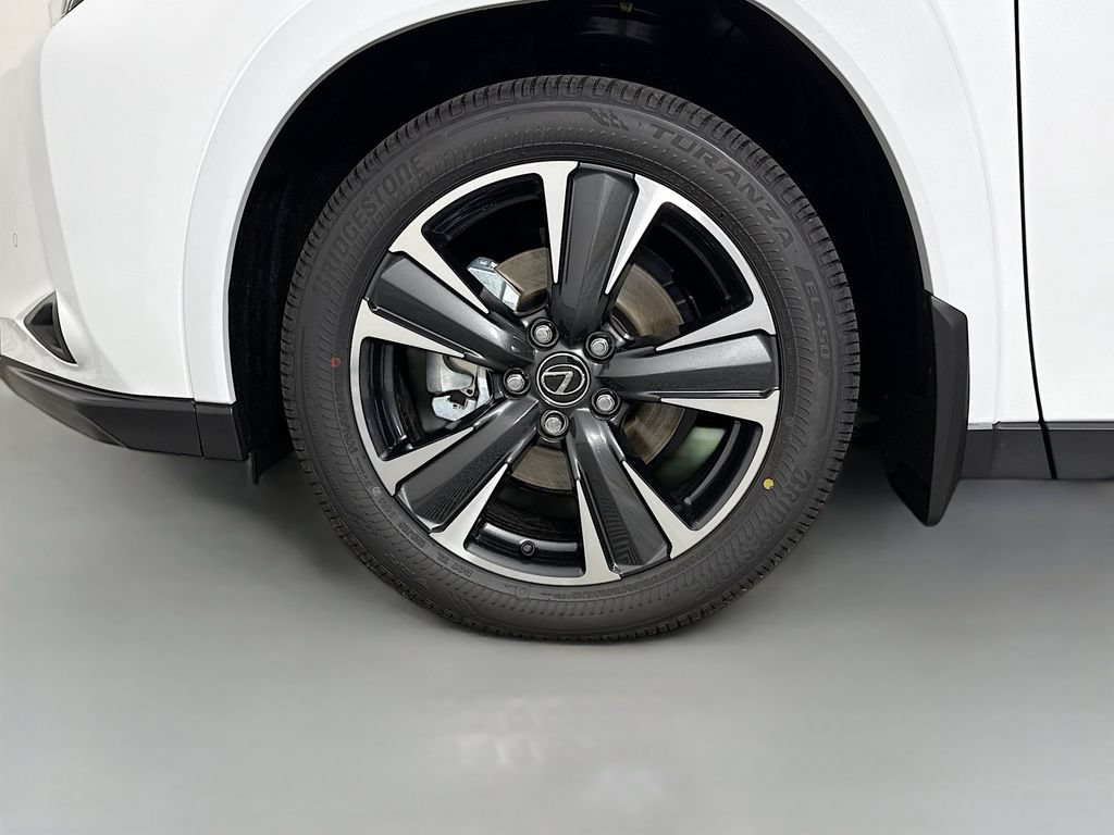 New 2026 Lexus UX 300h FWD image 23