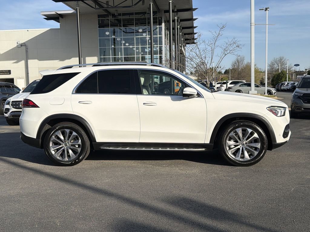 Used 2022 Mercedes-Benz GLE 350 4MATIC image 2