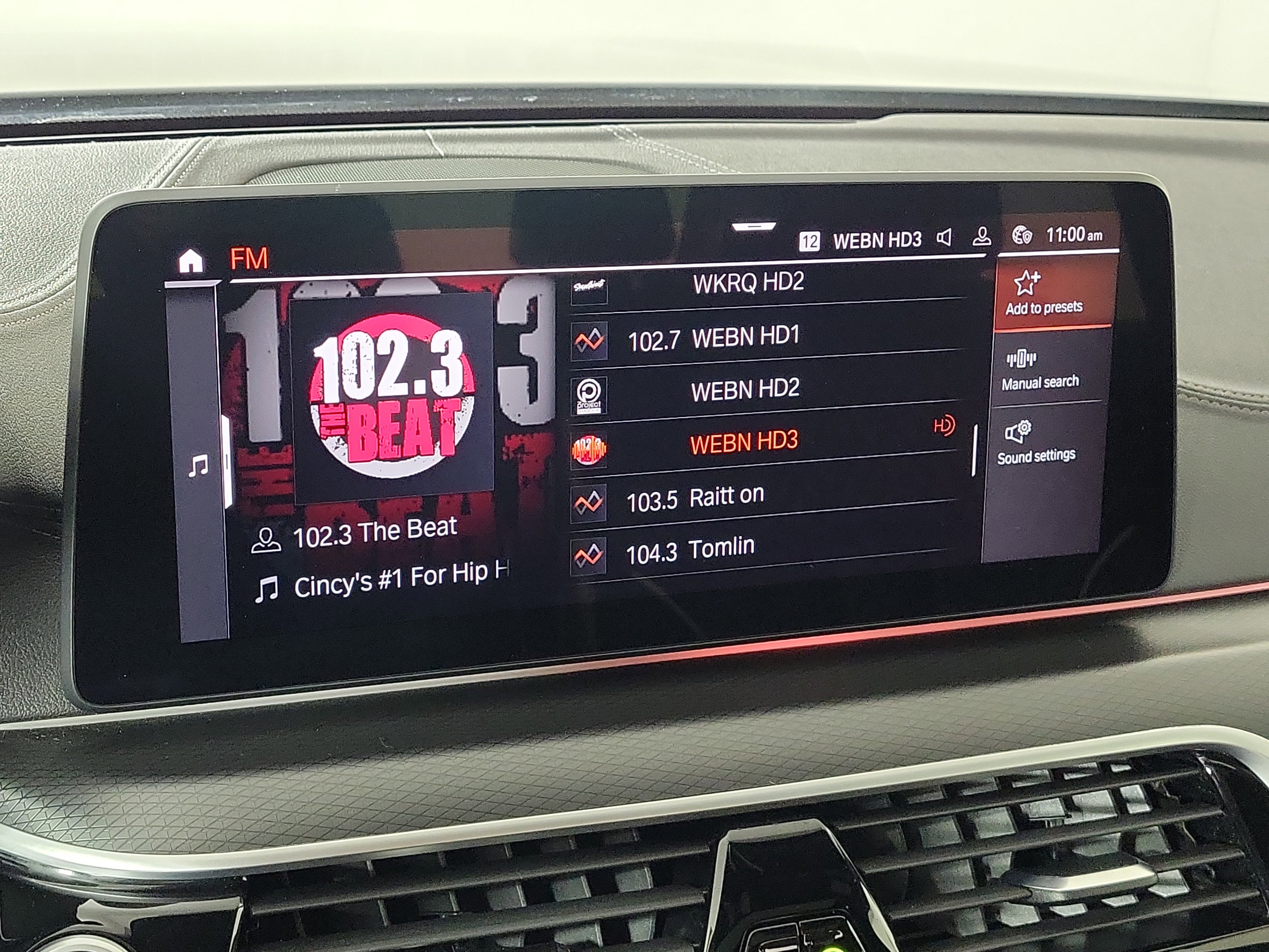 Used 2022 BMW M550i xDrive w/ Dynamic Handling Package image 17