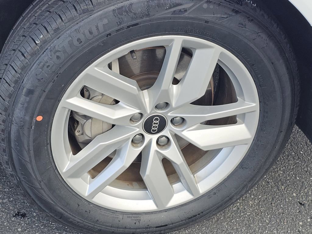 Used 2022 Audi Q5 2.0T Premium image 19
