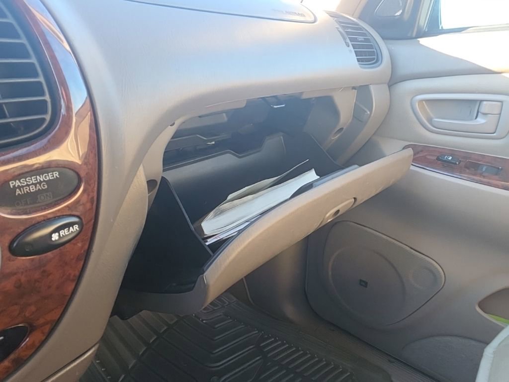 Used 2007 Toyota Sequoia Limited image 30