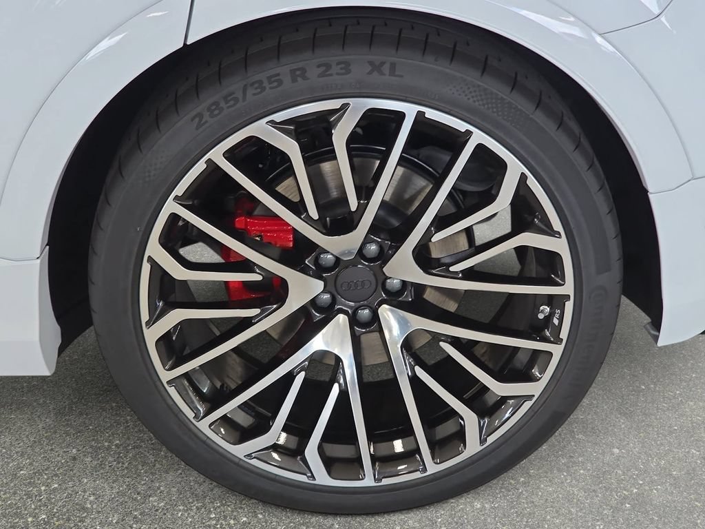 New 2026 Audi SQ8 Prestige AWD/4WD image 17