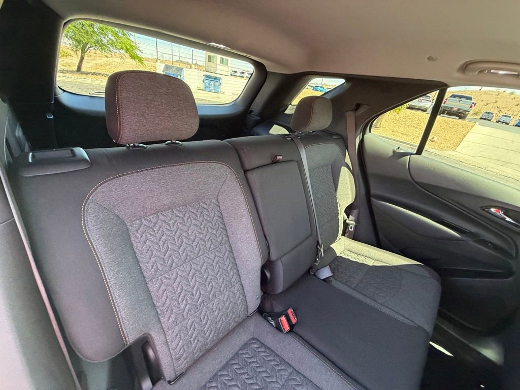Used 2024 Chevrolet Equinox LT FWD image 18