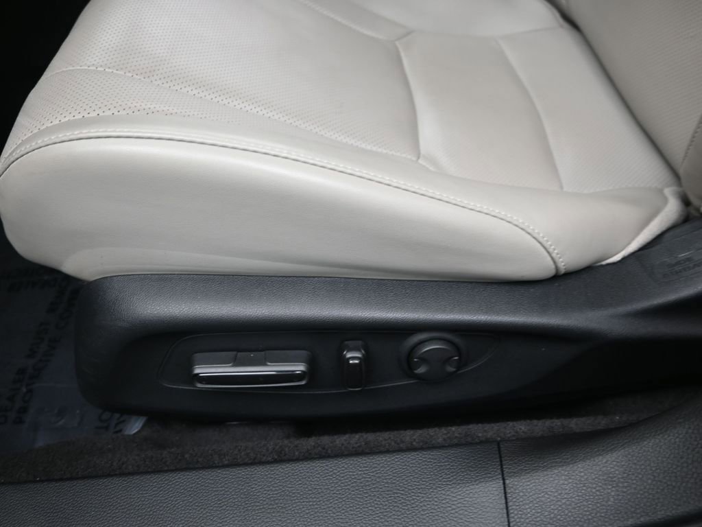 Used 2024 Honda Accord Touring image 12