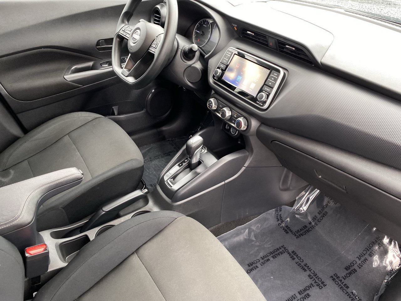 Certified 2025 Nissan Kicks Play S FWD image 9