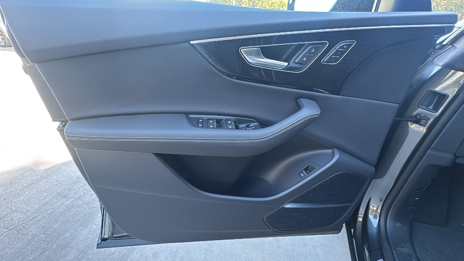 New 2026 Audi Q8 Premium Plus image 12