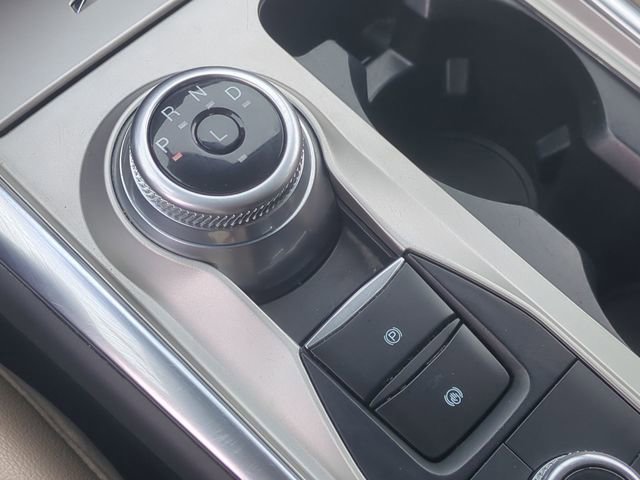 Used 2023 Ford Explorer Limited AWD/4WD image 27