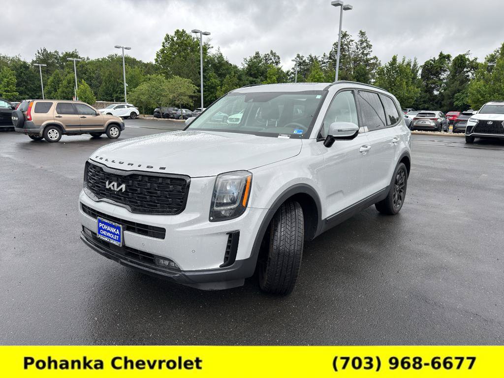 Used 2022 Kia Telluride SX w/ Nightfall Edition Package AWD/4WD image 3