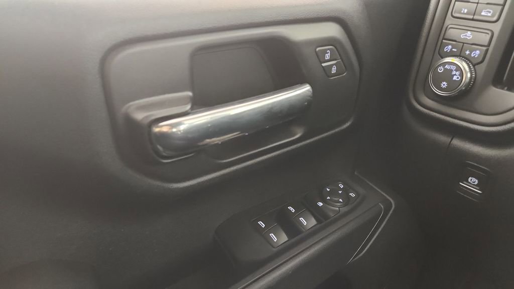 Used 2023 GMC Sierra 1500 Pro w/ Convenience Package image 15