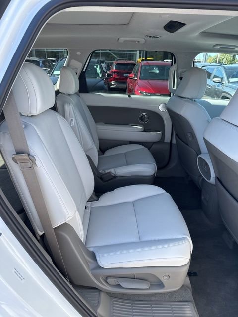 Used 2026 Hyundai Palisade Limited image 14