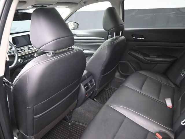 Used 2019 Nissan Altima 2.5 SL FWD image 2